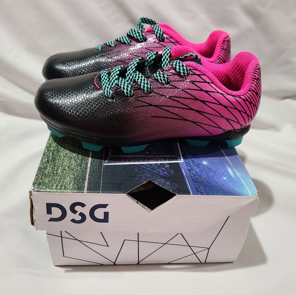 Dicks Sporting Goods DSG Youth Soccer Cleats - Picture 3 of 8